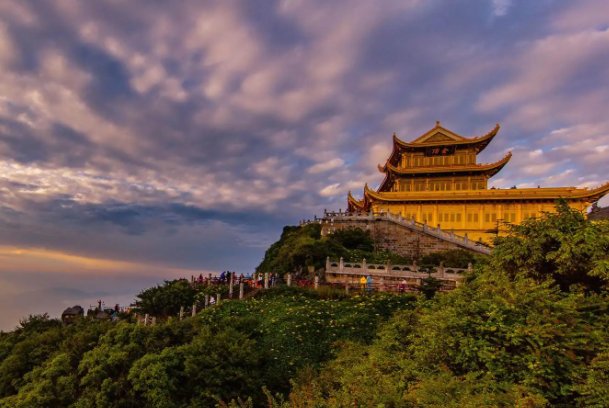 峨眉山位于我国哪个省份