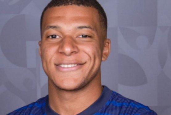 姆巴佩什么位置