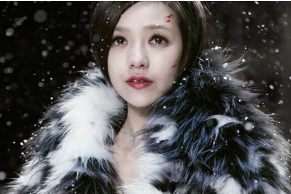 《小时代》中的顾里生日是哪天，是什么星座？（急）