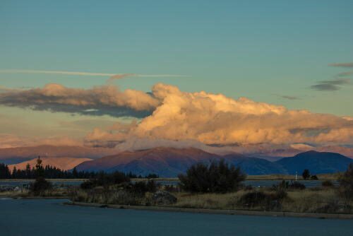 为啥我妈都快六十岁了还经常让别人弄？